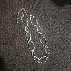 Shofel Bros. Mfg. Co. | Sterling Silver Hammered Necklace